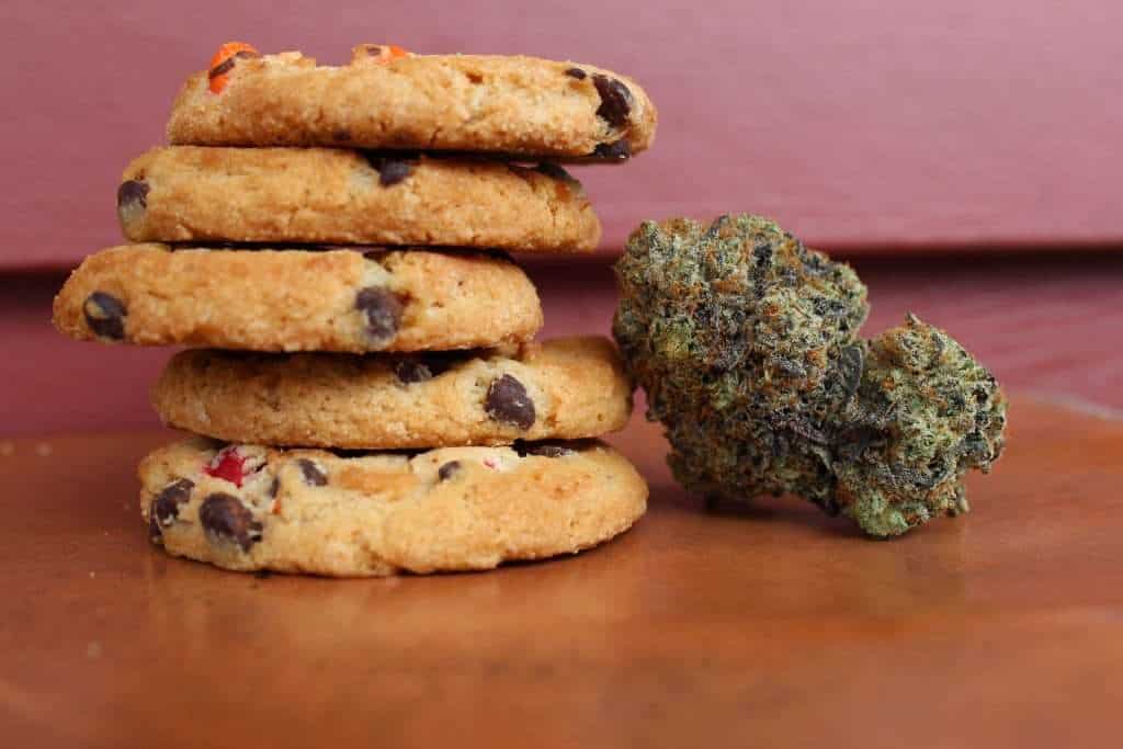 Entourage Effect cookies with cannabis
